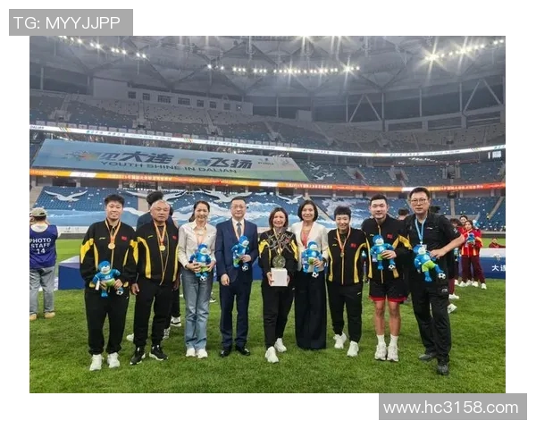 上海足球队在最新耐力排行榜中勇夺第一名引领足球界新风潮